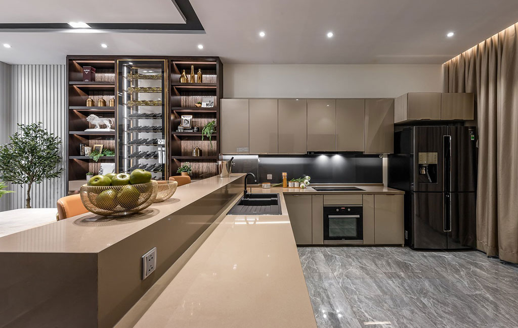 Sự kết nối chặt chẽ giữa bếp và phòng khách trong nội thất biệt thự
