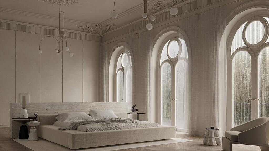 Phòng ngủ chính tân cổ điển với những cửa sổ hình mái vòm tuyệt đẹp