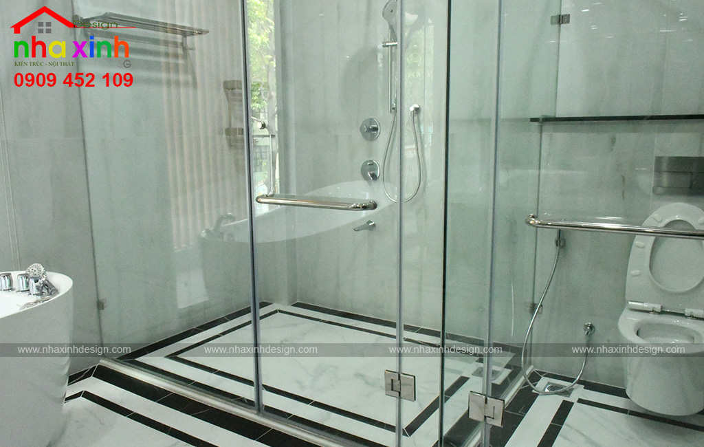 Không gian phòng tắm được thiết kế tích hợp phòng tắm đứng 