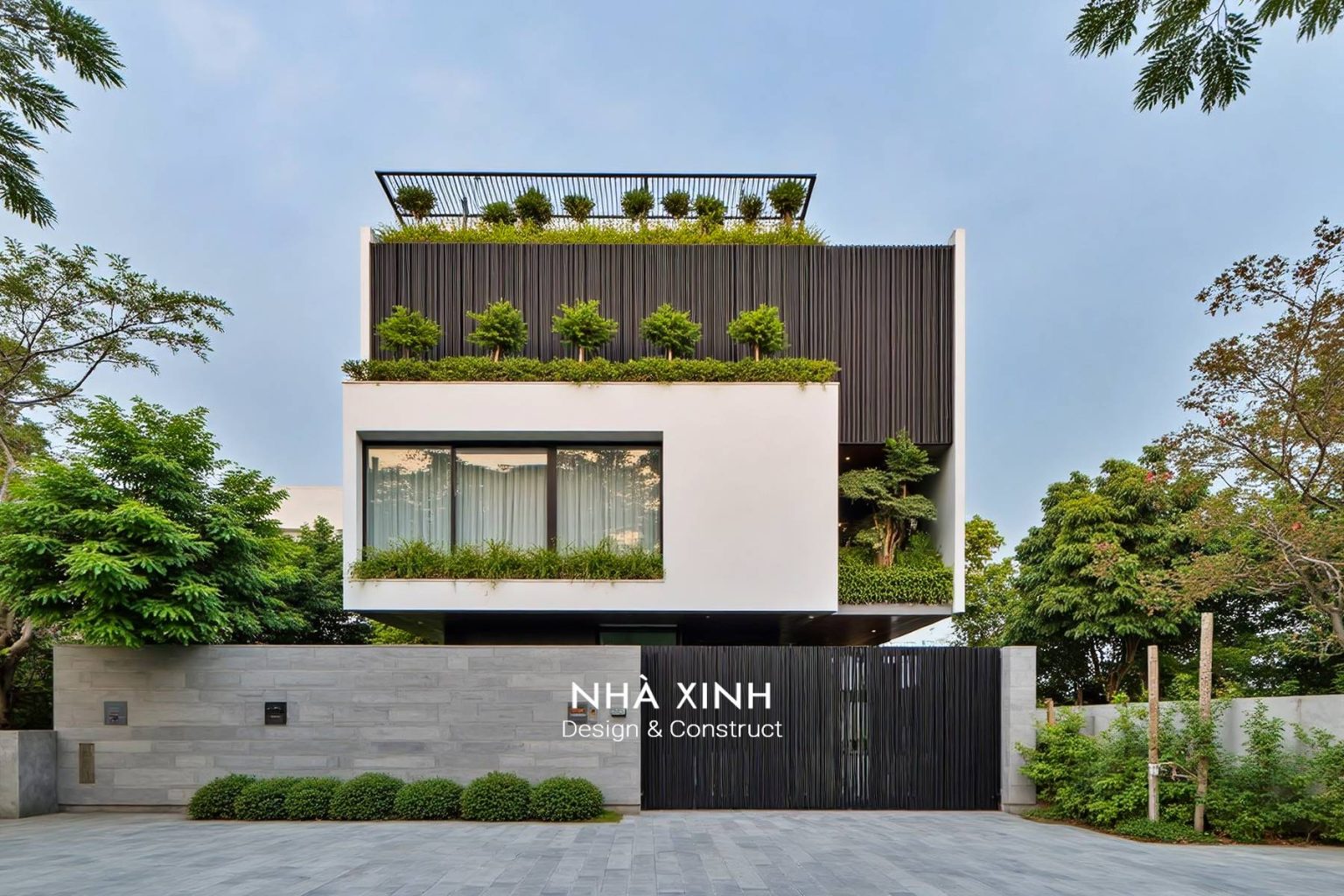 Biệt thự có hồ bơi BT-HB102