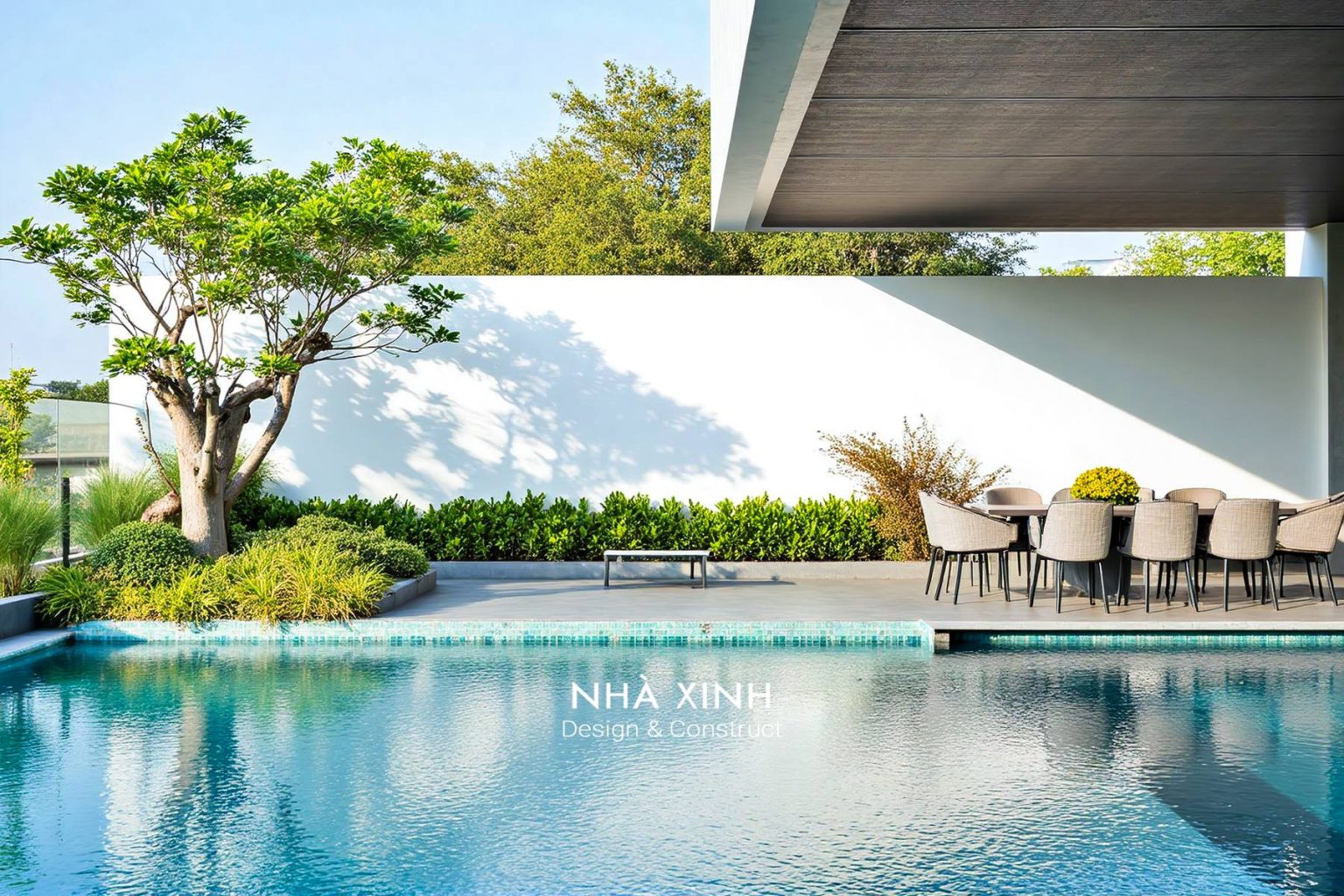 Mẫu biệt thự có hồ bơi và sân vườn rộng BT-HB123 – phối cảnh ngoại thất